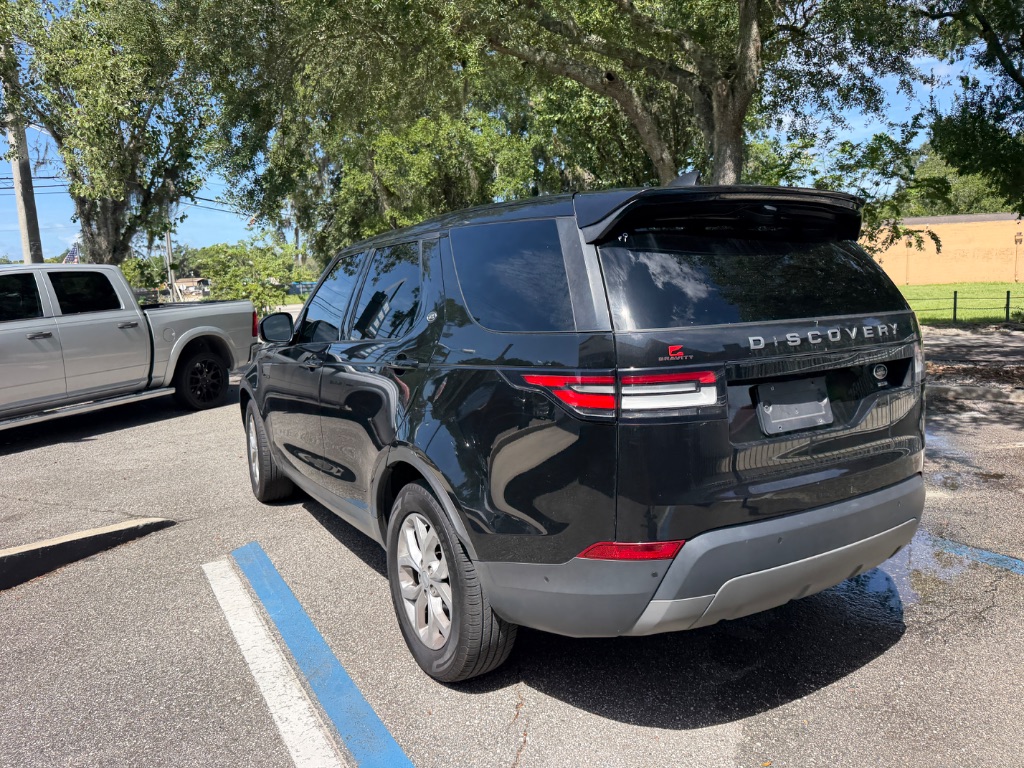 2020 Land Rover Discovery - $16,999